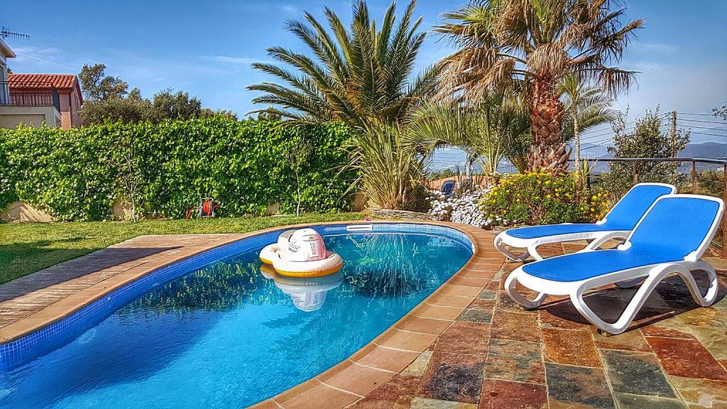 Villa Roselles Lloret de Mar Exterior photo